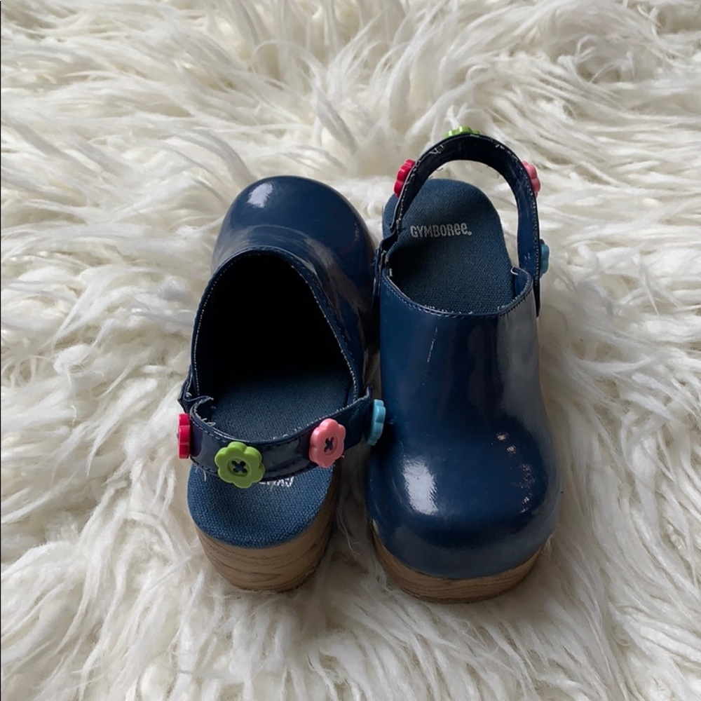 Little girls Gymboree clogs